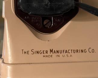 Vintage Singer Model 404 Sewing Machine