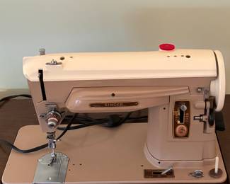 Vintage Singer Model 404 Sewing Machine