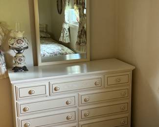 Dixie Dresser with Mirror