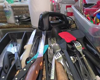 Kitchen Knives and Utensils 