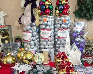 More Christmas Decor 