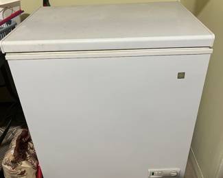 Great little GE chest freezer!