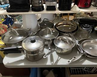 Stainless cookware by Wolfgang Puck and Cuisinart