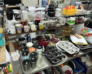Bakeware & cups