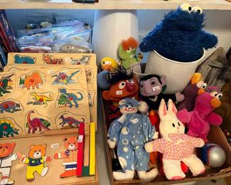 Wooden learning toys