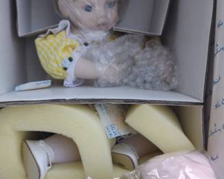 DollAshleyDanbury Mint