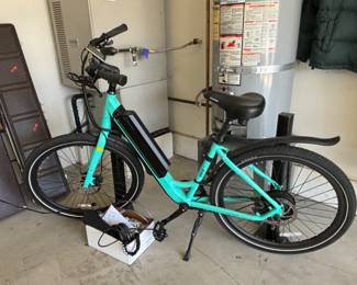 Electric bike in excellent condition.