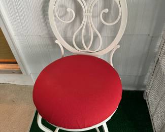 Vanity chair