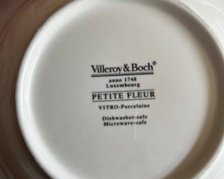Villeroy and Bosch Petit Fleurs
1 platter
1 round souffle 
1 round tart dish
1 large serving bowl
1 small serving bowl
4 rim soups
4 salad plates
6 bowls
3 mugs
2 sugar bowls
8 dinner plates
1 teapot with damaged top