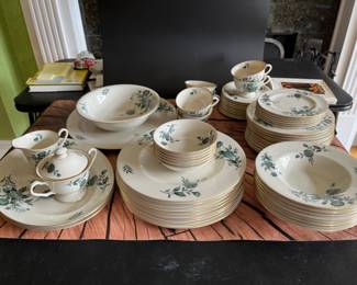 Set of Pickard porcelain dinnerware—Diana
9 dinner plates
9 rim soups
7 berry bowls
11 salad plates
6 bread plates
2 oval platters
Cream and sugar
Serving bowl
Round platter/cake plate
7 tea cups
10 saucers