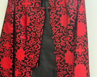 Women’s designer clothing—sizes 2-6—Burberry, St John, Worth, Carlisle, J. McLaughlin, and more