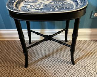 Antique blue and white English stoneware, Blue Willow