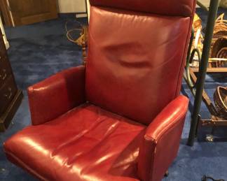 LEATHER DESK CHAIR