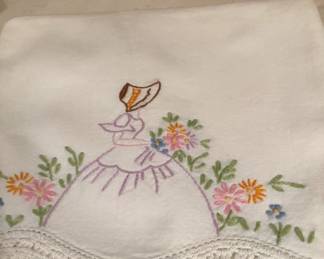 PILLOW CASE - CROCHET