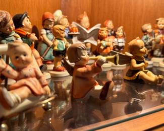 Hummels, Hummels and more Hummels