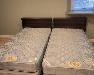 Excellent  Condition  Twin Beds Like New And Priced To Sell 