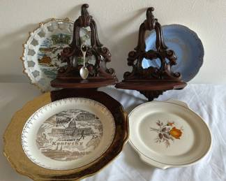 Souvenir Plates With Display Holders