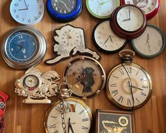 Wall Clocks Mystery Lot Some Vintage
