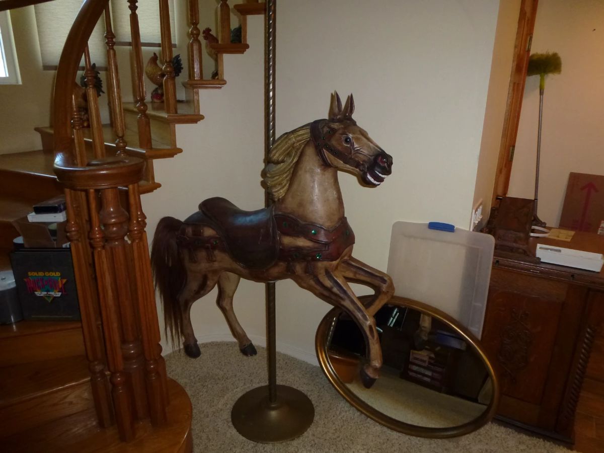 REAL ANTIQUE  HORSE HAIR WOODEN CARVED CAROUSEL HORSE