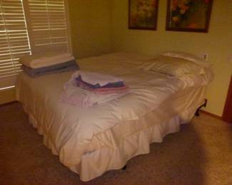 ONE OF THE CLEAN BEDS (KING SIZE)