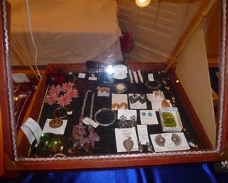 VINTAGE JEWELRY,YOU'LL JUST HAVE TO COME AND SEE!