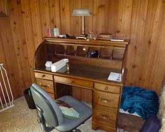 ROLL TOP DESK AND OFFICE CHAIR PLUS LAMP,WE HAVE A FEW LAMPS!