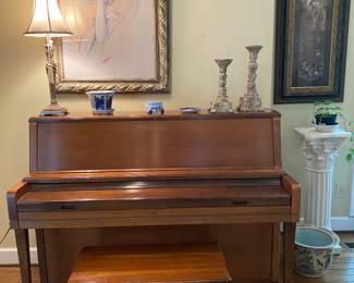 Nice piano available for presell. Professional movers will be required to move. We are not able  to assist. 