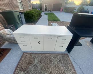 Metal work desk. Very heavy.  Marked down to $25
