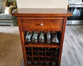 Wine cabinet