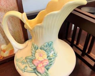 Hull Pottery Wildflower Pitcher W-11-8