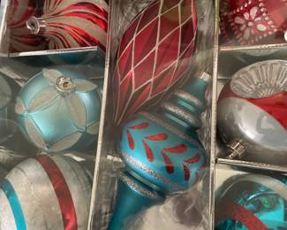 Martha Stewart Living Swirl Shatter Resistant Large Ornaments