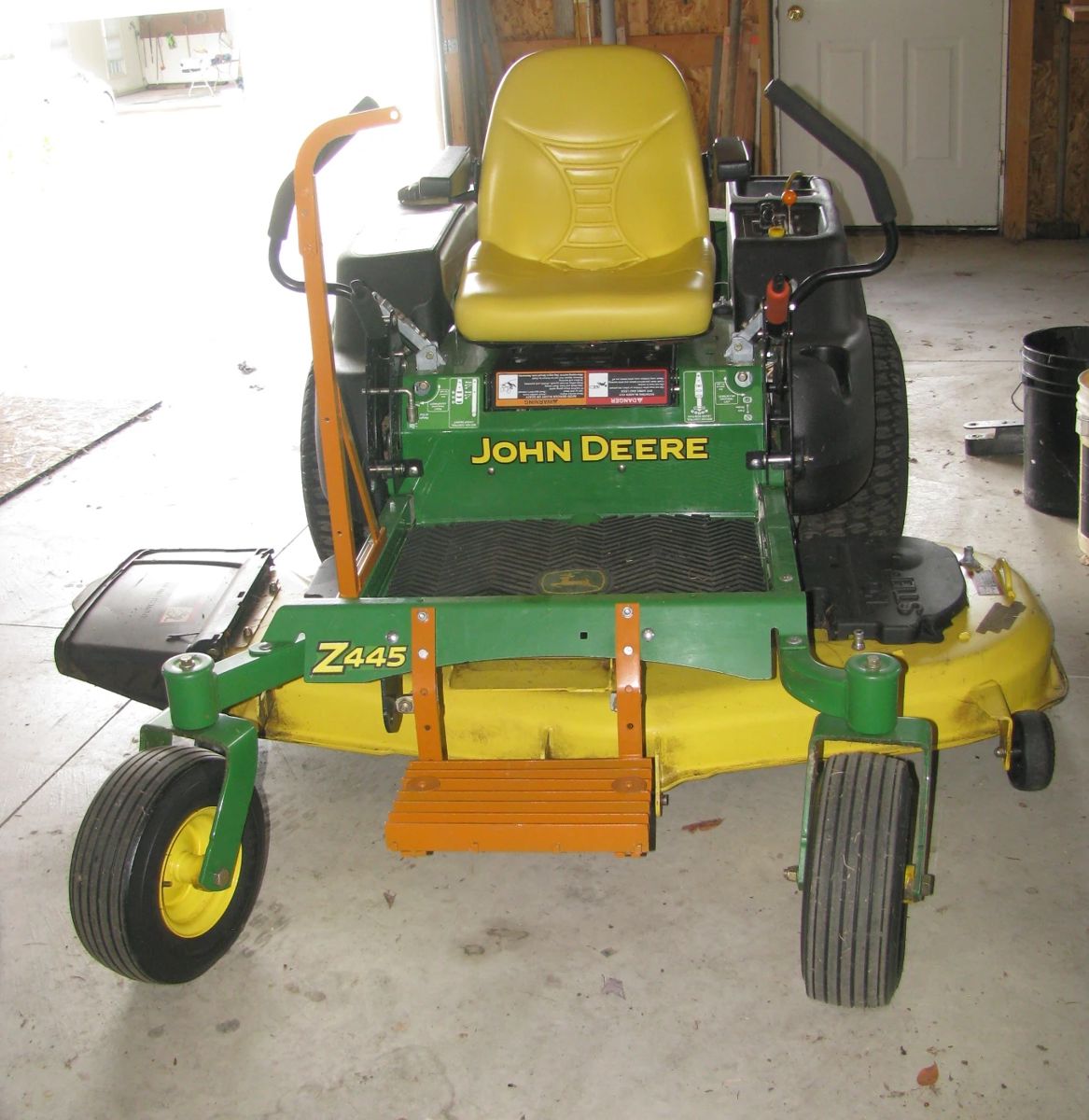 2010 John Deere zero turn