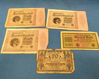 Lot 150. WW1 and post WW1 era German banknotes