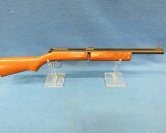 Lot 159. Benjamin Model 347 .177 air rifle