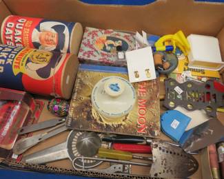 Lot 98. Antique dealer  inventory