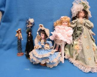 Lot 42. Dolls