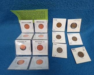 Lot 80. Six pennies from the 1930s and eight Lincoln's Birth Bicentennial pennies