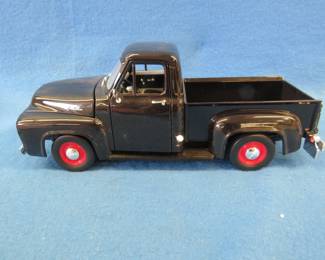 Lot 387. Road Signature 1953 Ford F-100.&nbsp; 1:18 scale die-cast truck.