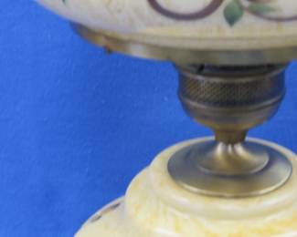 Lot 232. Electric Hurricane lamp