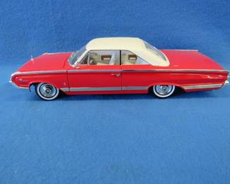 Lot 400. Road Signature 1964 Mercury Marauder.&nbsp; 1:18 scale die-cast car.