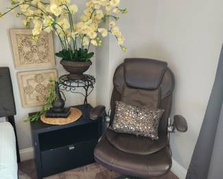 Executive Desk Chair