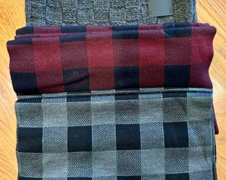 Louis Vuitton Scarves