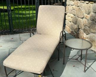 Brown Jordan Lounge Chair & Side Table