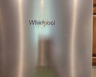 WHIRLPOOL FRENCH DOOR OVER DOUBLE DOUBLE DRAWER WITH MULTIPLE INSERT DRAWERS INSIDE. ICE AND WATER WORK. CLEAN LIKE NEW $500.00
