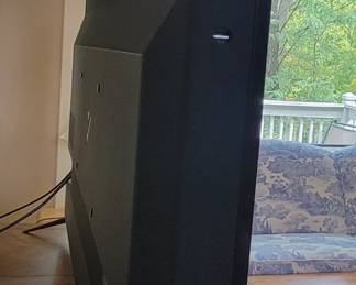 VIZIO SMART  TV 65" 4K UHD-TV $125.00 WITH REMOTE