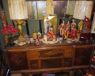Oriental collectibles