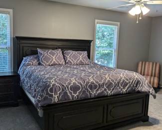 King size modern bedroom set black