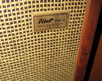 Vintage Pilot PSV-4 speakers (sound great!)