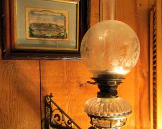 Antique Hinks etched oil lamp