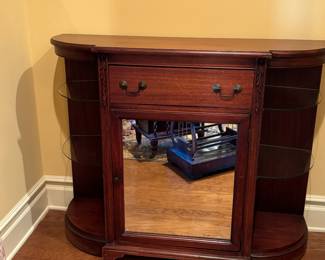Mahogany petticoat table 